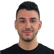 Titulado en el grado superior de Diseño de Interiores por la ESD. Podría dar clases a universitarios que estudien lo mismo.
